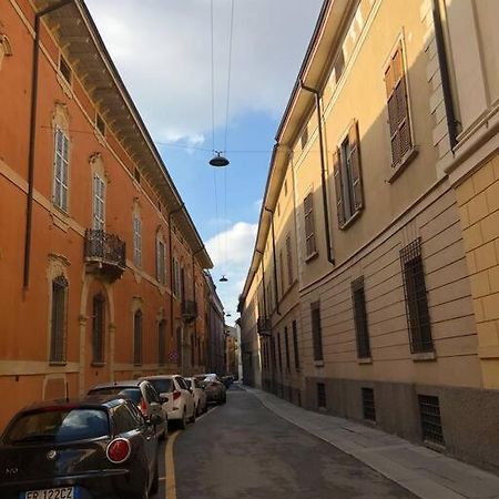 Loft Teatro Politeama - Intero Appartamento In Centro Storico Con Vista Cremona Luaran gambar